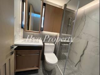 Sai Ying Pun - No.8 Hing Hon Road (Resiglow-Bonham) 04