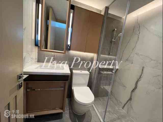 Sai Ying Pun - No.8 Hing Hon Road (Resiglow-Bonham) 04