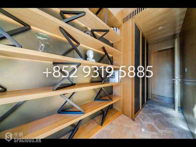 Mid Levels West - 55, Conduit Road 14