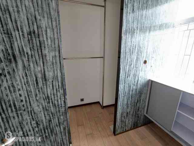 Tai Koo Shing - Tai Koo Shing Sing Fai Terrace Kam Sing Mansion 02