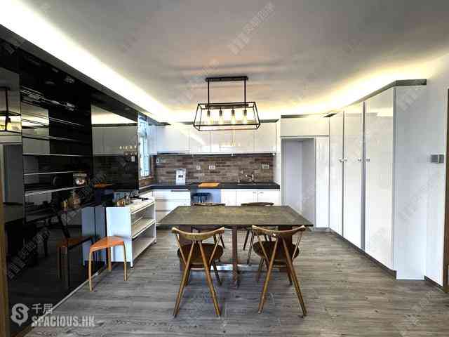 Tai Koo Shing - Tai Koo Shing Sing Fai Terrace Kam Sing Mansion 01