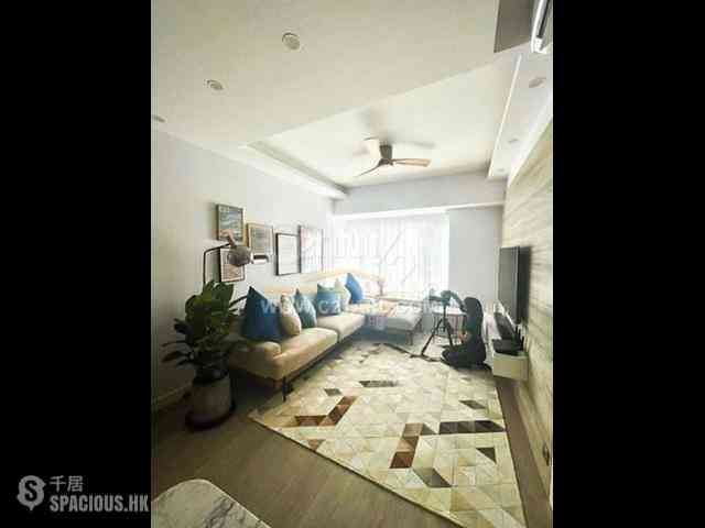 Mid Levels Central - Hillsborough Court 01