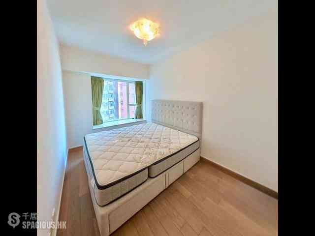 Soho - Centrestage 14