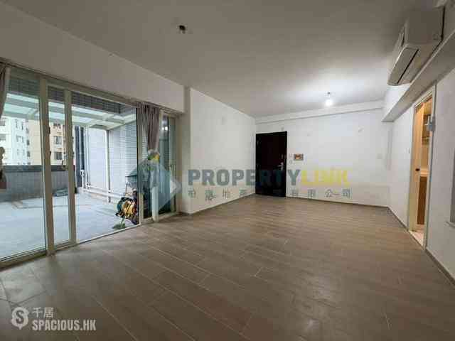 Soho - Centrestage 01