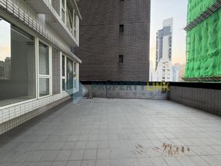 Soho - Centrestage 05