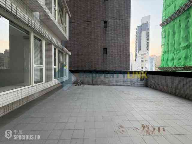 Soho - Centrestage 05