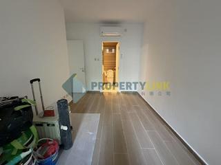 Soho - Centrestage 15