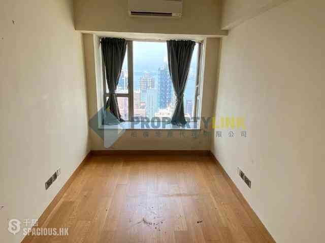 Sai Ying Pun - The Nova 04