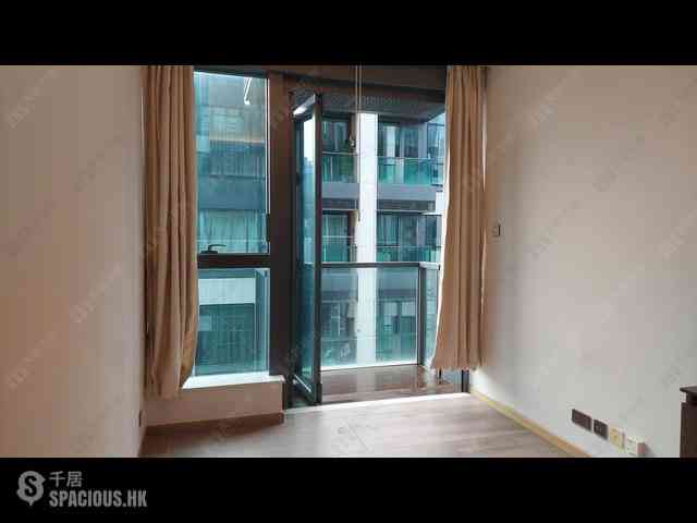 Sai Ying Pun - Two・Artlane 12