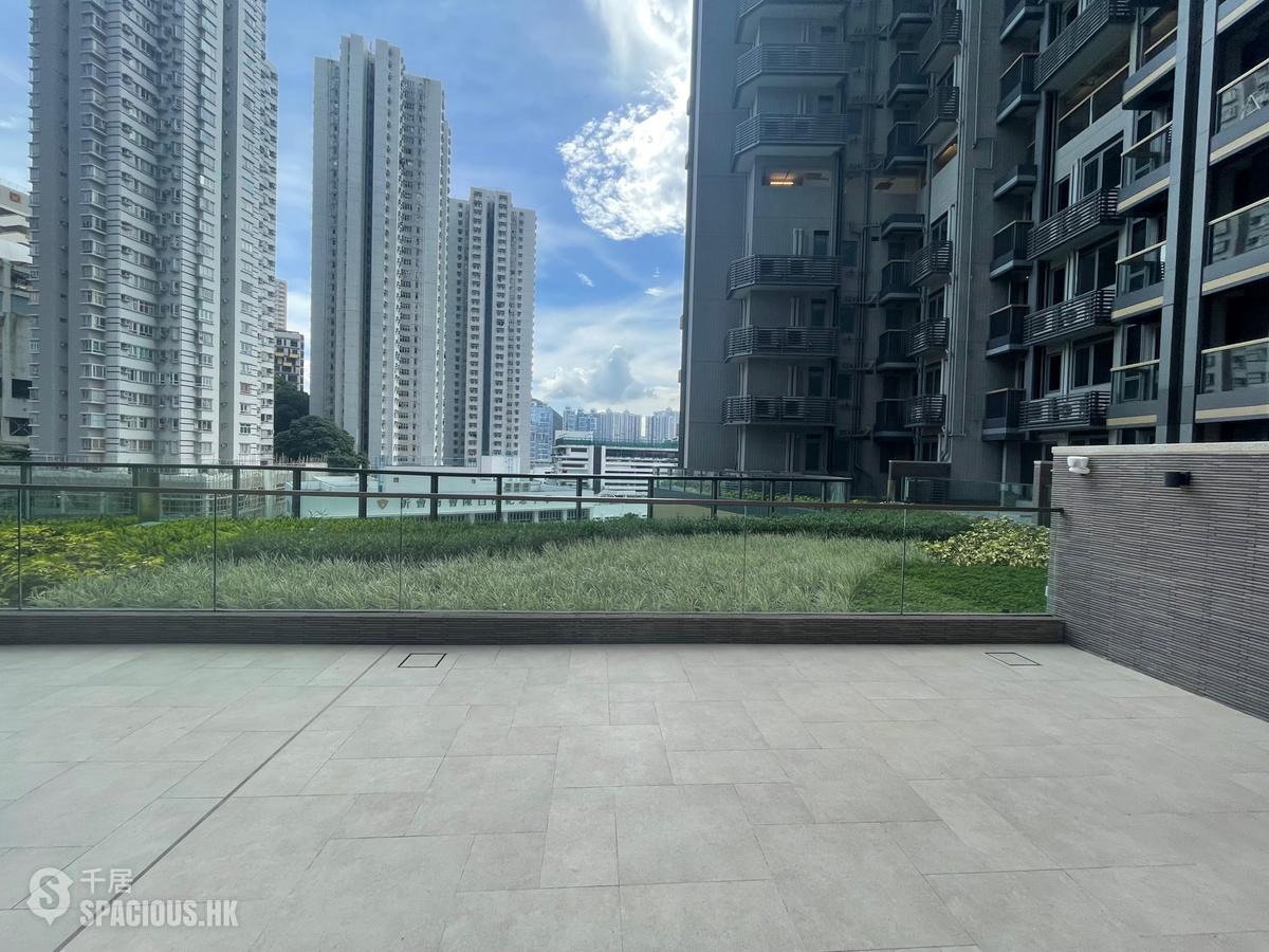 Wong Chuk Hang - The Southside Phase 2 La Marina Tower 2A 01
