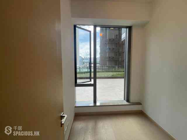 Wong Chuk Hang - The Southside Phase 2 La Marina Tower 2A 04
