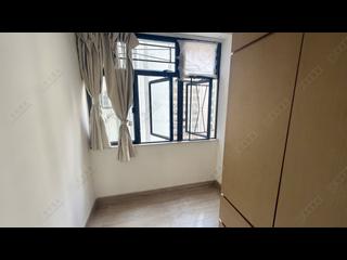 Causeway Bay - Kin Ga Building 04