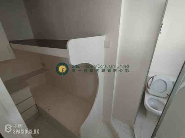 Mid Levels West - Realty Gardens 04
