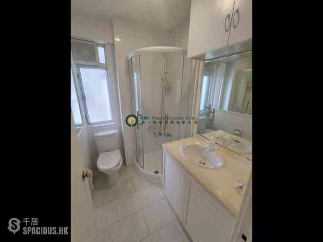 Mid Levels West - Realty Gardens 05