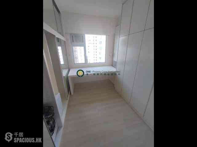 Mid Levels West - Realty Gardens 07