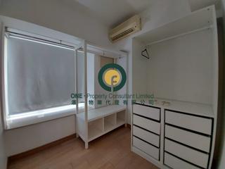 Soho - Centrestage 05