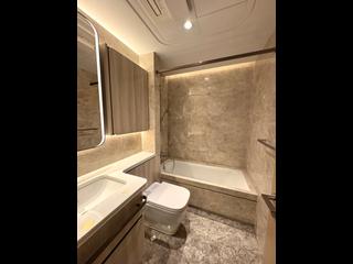 Wong Chuk Hang - The Southside Phase 4B Tower 1B 06