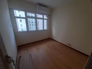 Mid Levels Central - Carlos Court 03