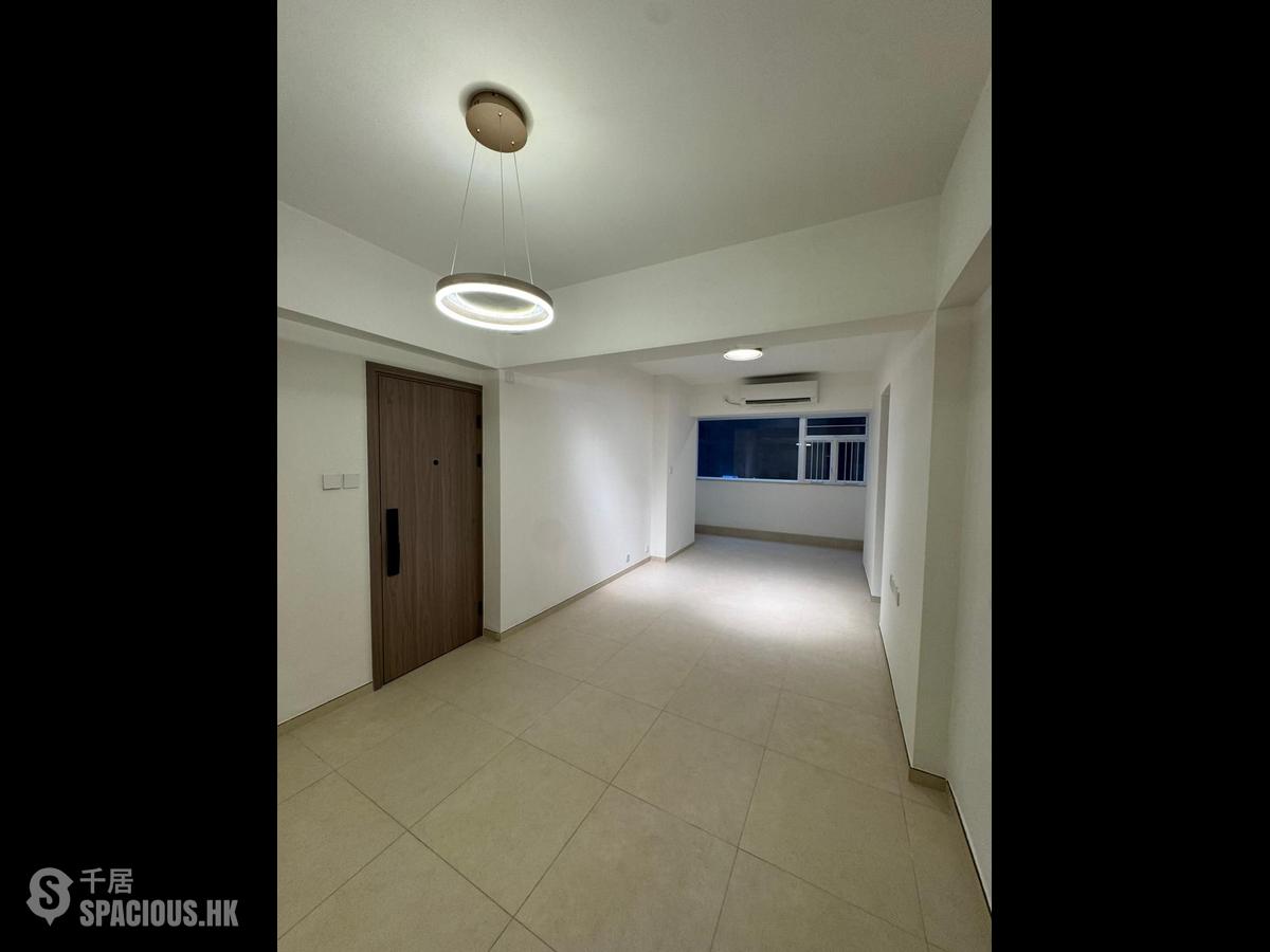 North Point - Luen Wo Apartments 01