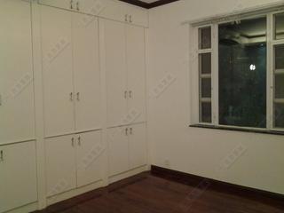 Happy Valley - 1-4, Briar Avenue 03