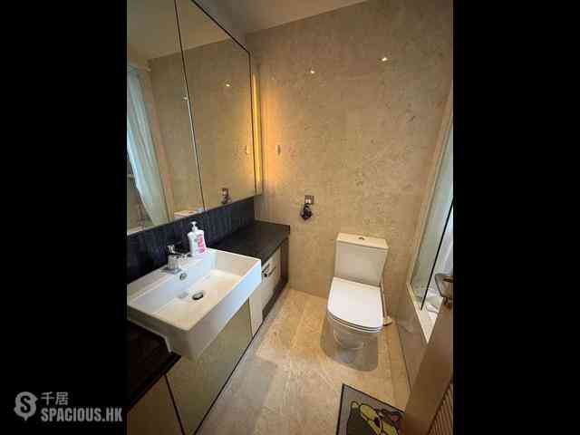 Tseung Kwan O - The Papillons Block 2 06
