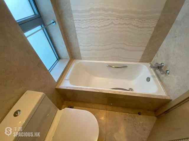 Tseung Kwan O - The Parkside Block 3 07