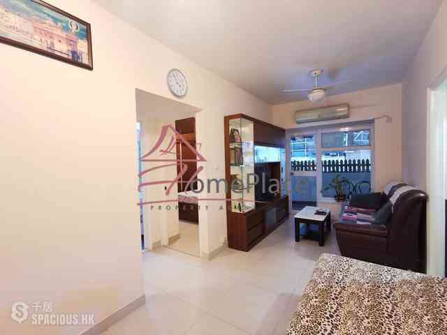 Sai Ying Pun - Kam Fung Mansion 02