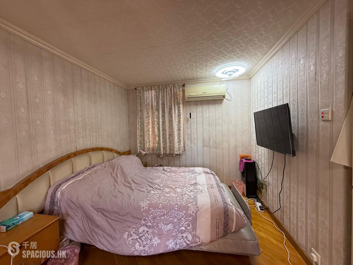 Sai Ying Pun - Silver Court 01