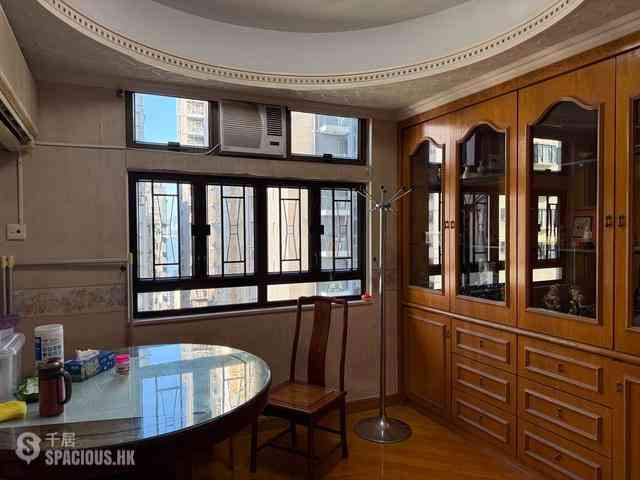 Sai Ying Pun - Silver Court 02