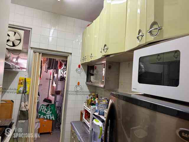 Sai Ying Pun - Silver Court 11