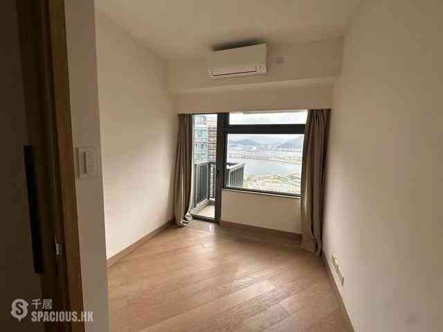 Tseung Kwan O - The Wings Ocean Wings Block 6B 04