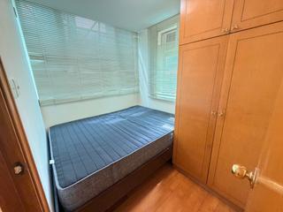 Causeway Bay - Lai Yuen Apartments 03