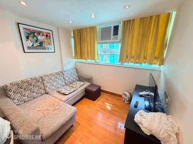 Causeway Bay - Lai Yuen Apartments 07