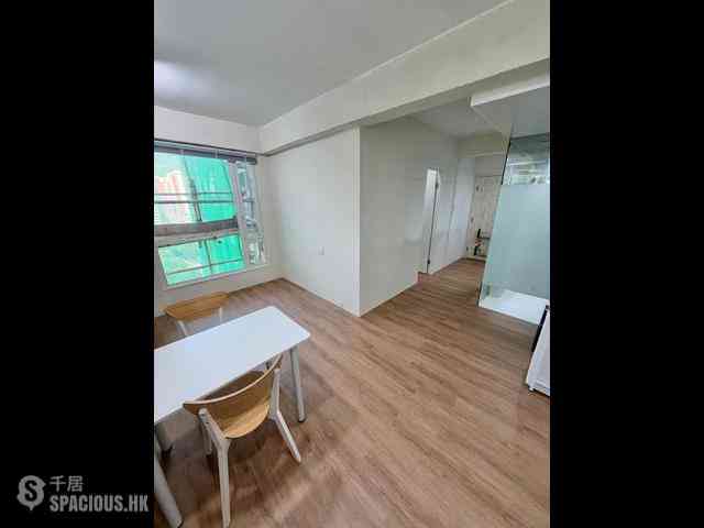 Causeway Bay - Lok Sing Centre 01