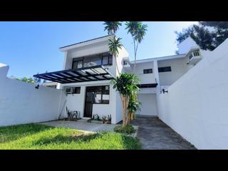 Discovery Bay - Discovery Bay Phase 1 Beach Village Headland Drive 02