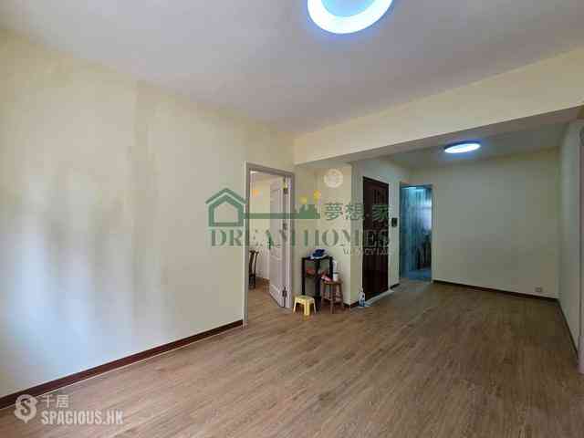 Mid Levels Central - Carlos Court 02