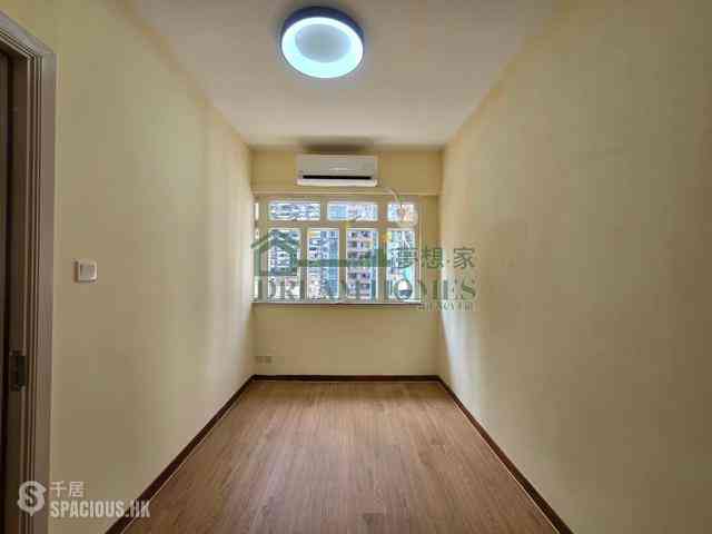 Mid Levels Central - Carlos Court 04