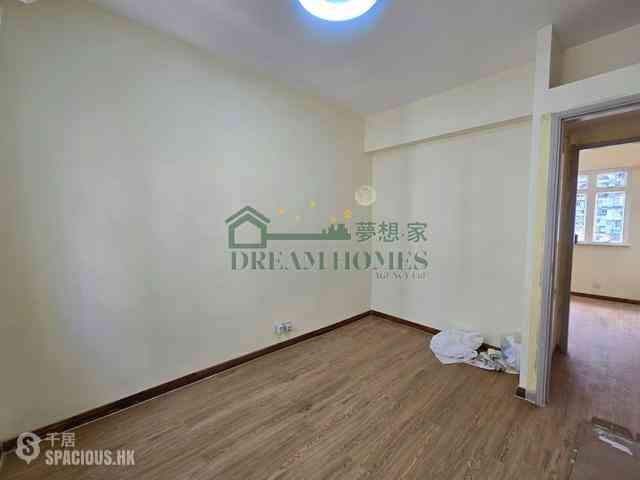 Mid Levels Central - Carlos Court 07