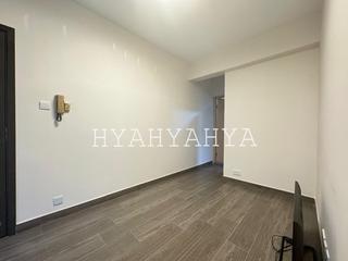 Mid Levels Central - Good View Court 02