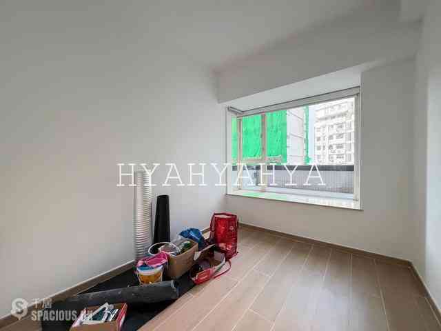 Soho - Centrestage 07