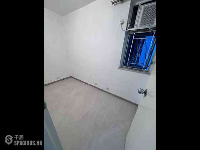 Fortress Hill - Kwong Chiu Terrace Block B 05