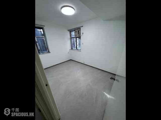 Fortress Hill - Kwong Chiu Terrace Block B 06