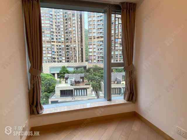 Tung Chung - Century Link Phase 2 Tower 2B 07