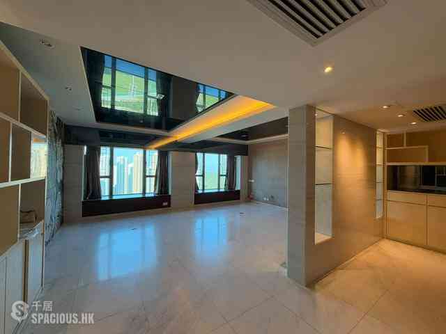 Tseung Kwan O - Tseung Kwan O Plaza Phase 1 Block 1 02