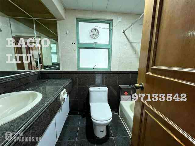 Mid Levels Central - Goldwin Heights 05