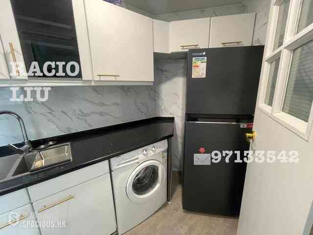 Mid Levels Central - Goldwin Heights 09