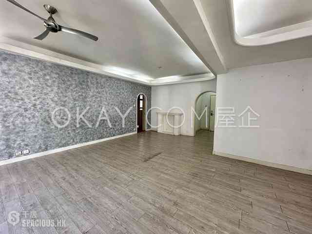 Mid Levels Central - Emerald Court 06