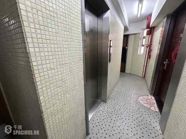 Kennedy Town - Cheong Kat Mansion 02