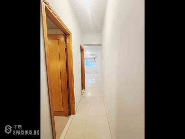 Quarry Bay - Kam Hoi Mansion 06