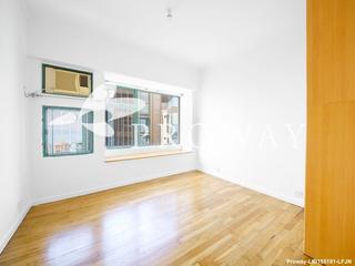Mid Levels Central - Robinson Place Block 1 07
